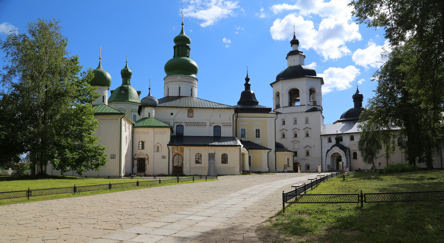 Кирилло Белозерского монастырь вид сверху